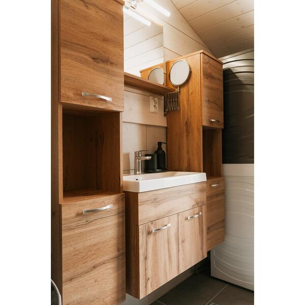 Bathroom vanity
